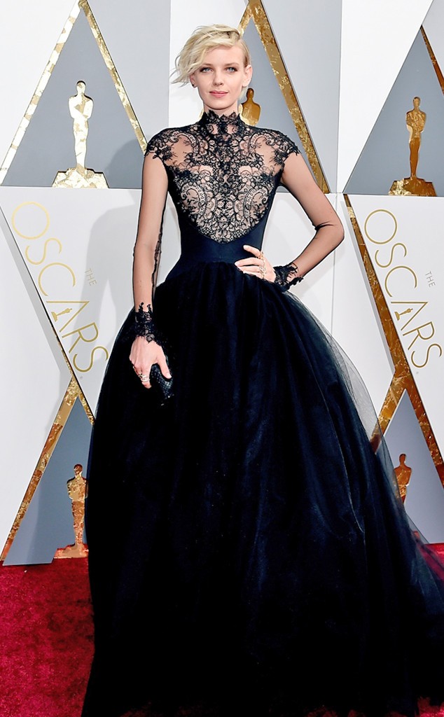 rs_634x1024-160228145925-634-dorith-mous-2016-oscars-academy-awards-mh-022816